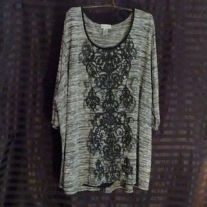 Women's size Big & Beautiful (4xL 30/32W) black&grey Catherines top